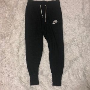 Nike Capri Sweatpants